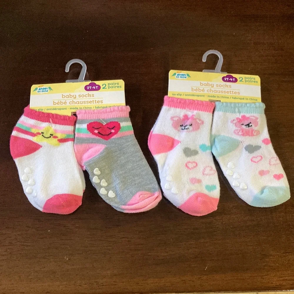 NWT Star Heart Teddy Bear Non Slip Socks